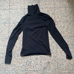 Aritzia The Group by Babaton Black Turtleneck (S)